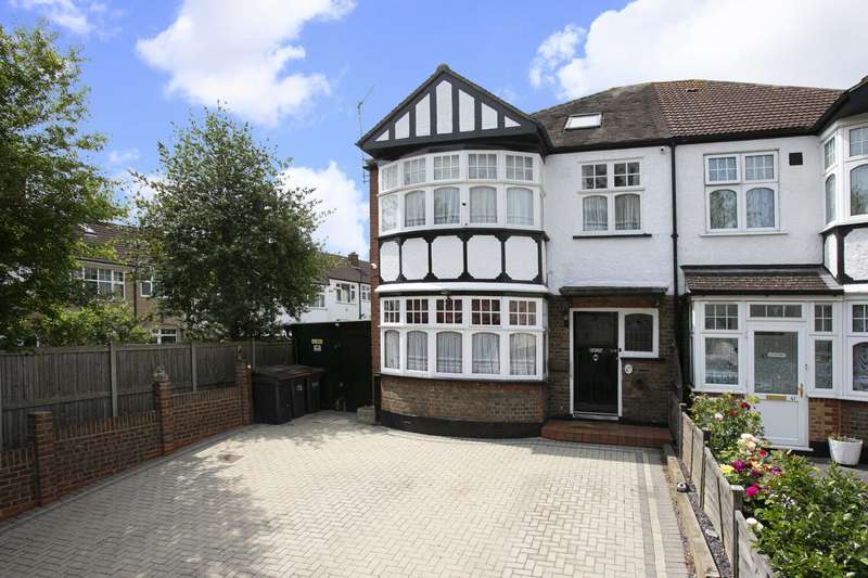 Property for Sale in Lancaster Road, South Norwood, London, Se25