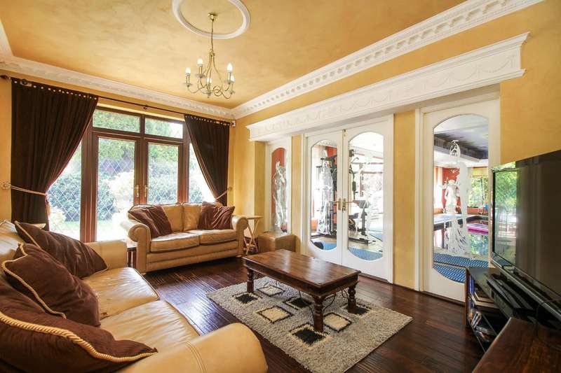 Property for Sale in South Drive, Woolsington, Newcastle Upon Tyne