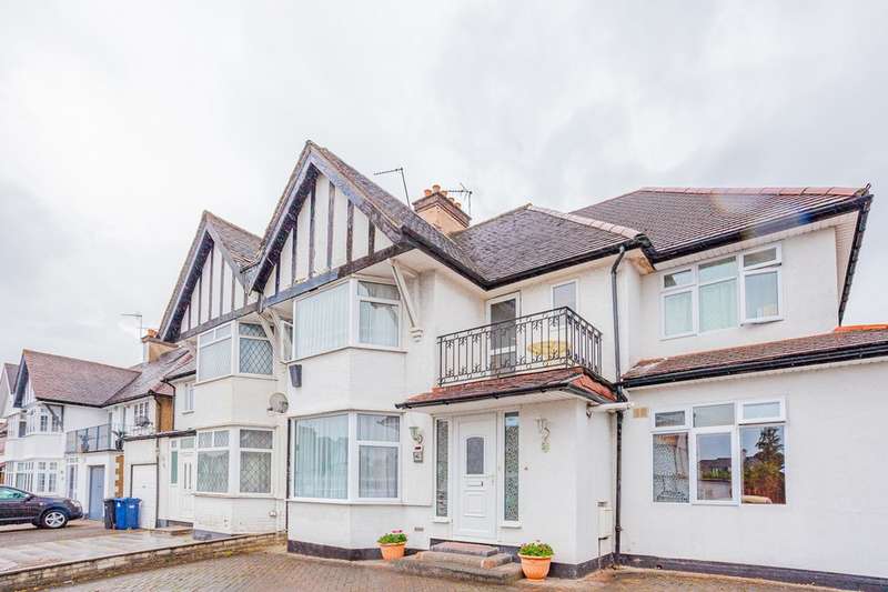 Properties for Sale in Edgware, Ha8