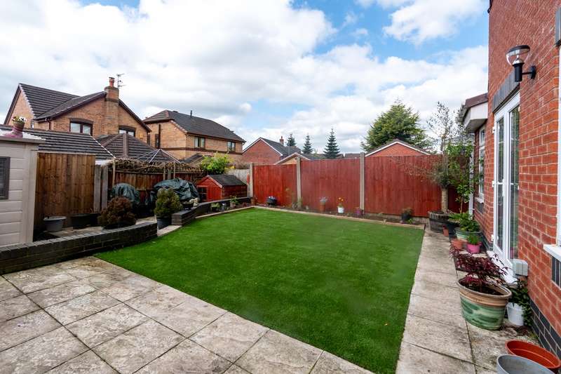 Property for Sale in Soane Close, Ashtoninmakerfield, Wigan, Wn4