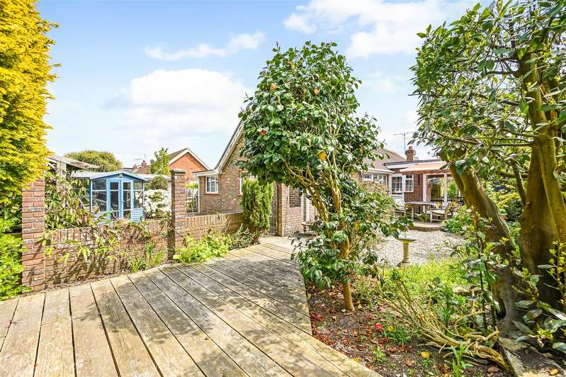 Property for Sale in Henty Close, Walberton, Bn18