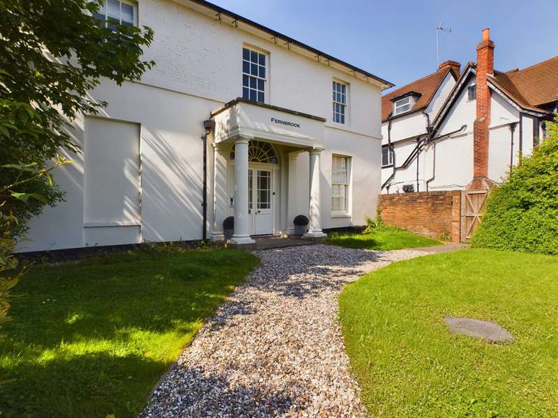 Property to rent in Fernbrook, Pangbourne, Rg8