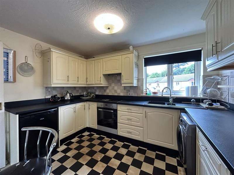 Property for Sale in Miners Court, Perranporth, Tr6