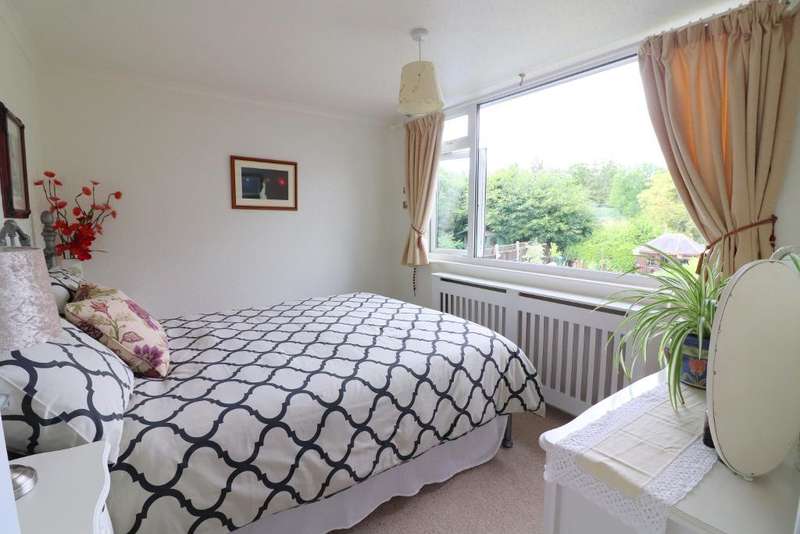 Property for Sale in Stanley Road, Streatley, Bedfordshire, Lu3