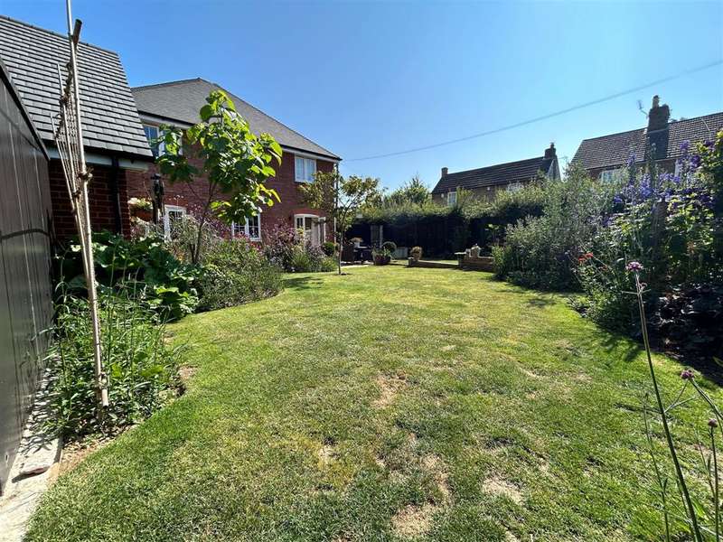 Property for Sale in Braeburn Way, Coxheath, Maidstone, Kent, Me17