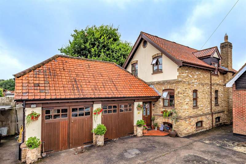 Properties for Sale in Epping, Birch Hall Epping Essex