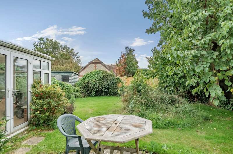 Property for Sale in Large Acres, Selsey, Po20