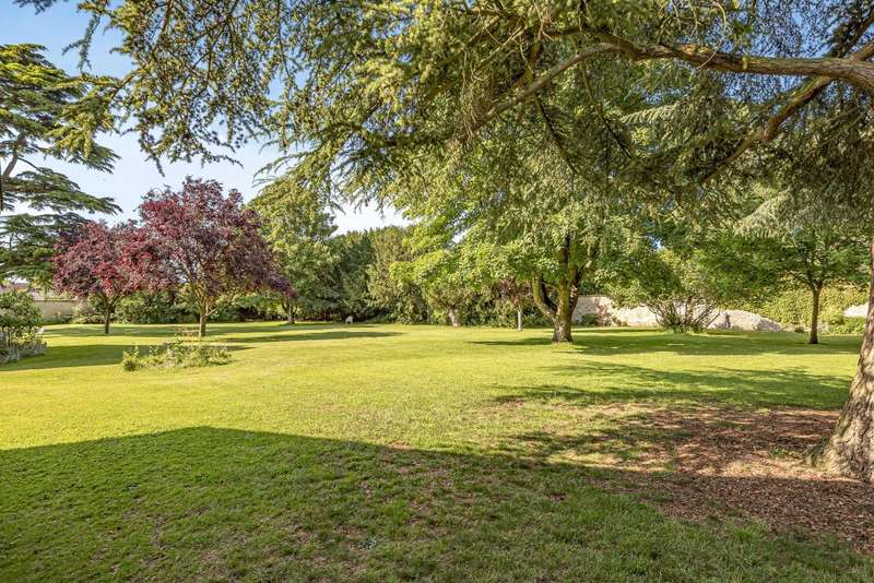 Property for Sale in Stratton Audley Manor, Oxfordshire, Ox27