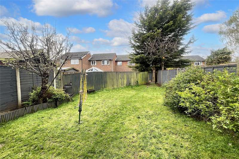 Property for Sale in Eastmead, Goldsworth Park, Woking, Surrey, Gu21