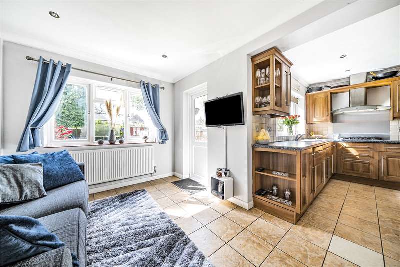 Property for Sale in Lincoln Drive, Pyrford, Woking, Surrey, Gu22