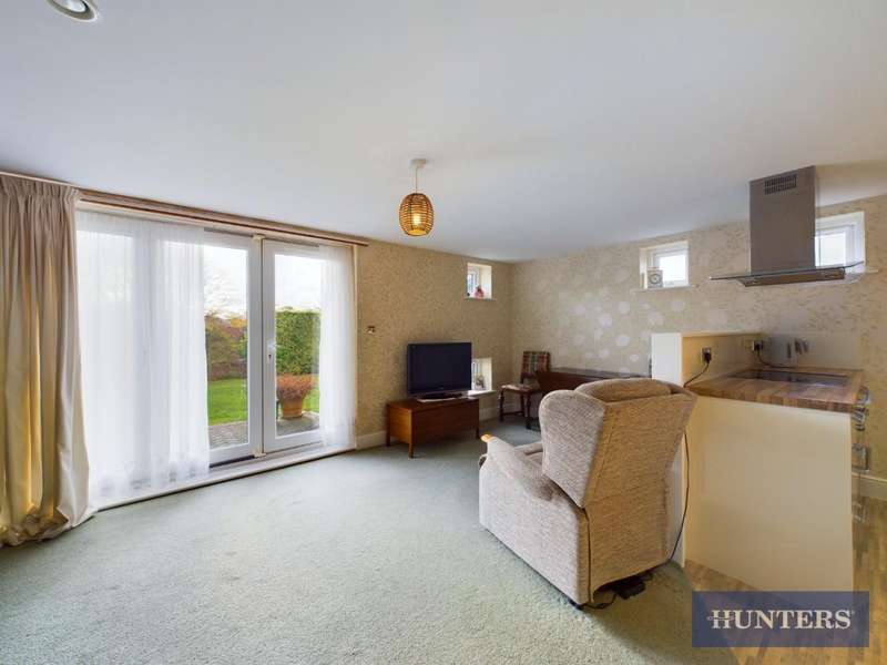 Property for Sale in Scalby Mills Road, Scarborough, Yo12