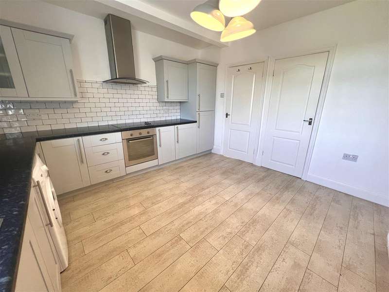 Property for Sale in Ardsley Road, Worsbrough, Barnsley, S70