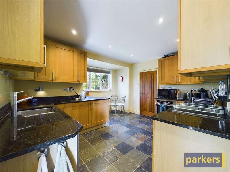 Property for Sale in Loddon Bridge Road, Woodley, Reading, Berkshire, Rg5