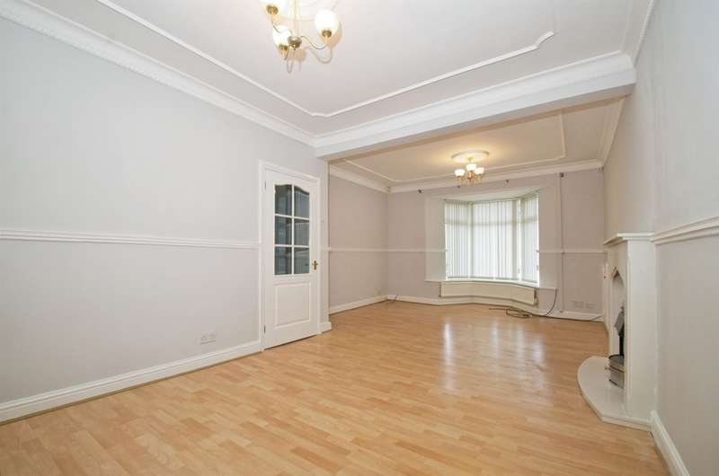 4 Bedrooms Semi Detached House for sale in Salem Terrace, Tonypandy, CF40