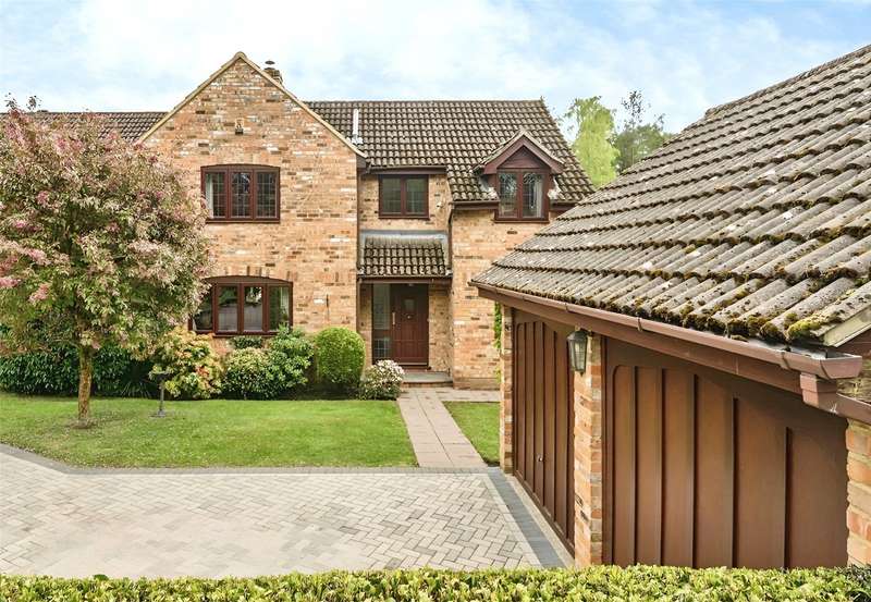 4 Bedrooms House for sale in Holmbury Avenue, Crowthorne, Berkshire, RG45