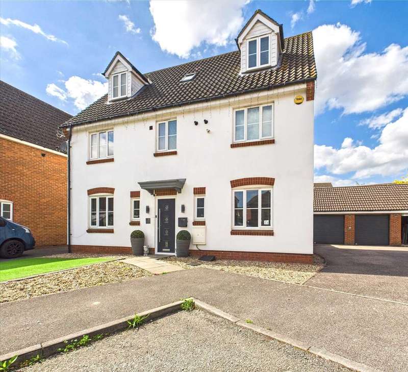 6 Bedrooms Detached House for sale in Walker Chase, Kesgrave, IP5
