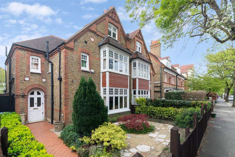 5 Bedrooms Semi Detached House for sale in The Avenue, London, W4