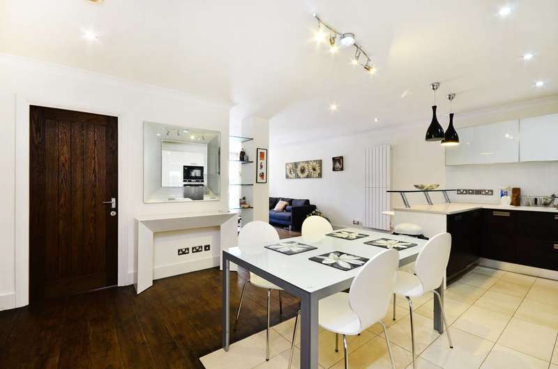 2 Bedrooms Flat for sale in Aria House, Covent Garden, WC2B