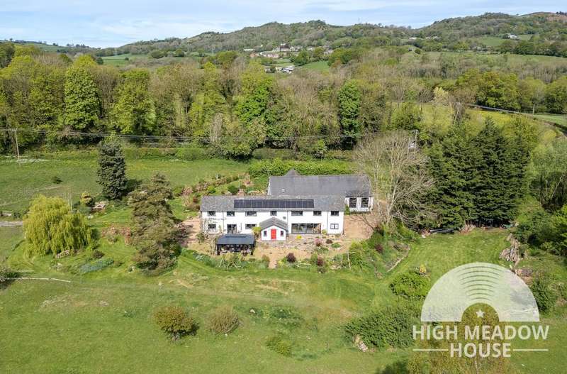 4 Bedrooms Property for sale in Cae-pen-ty Road, Cefn-y-bedd, LL12