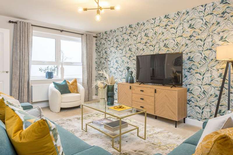 4 Bedrooms House for sale in Kingsley, Languard View, Low Road, Dovercourt, CO12