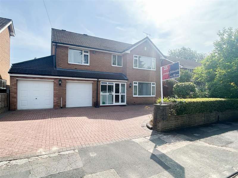 4 Bedrooms Detached House for sale in Alcester Road, Sale, M33
