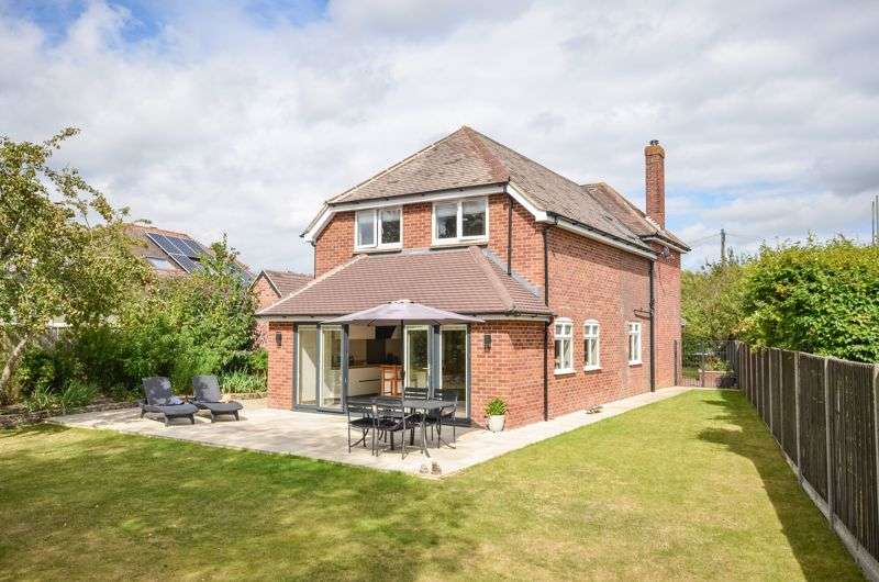 Properties for Sale in Wareham, Stowell Crescent Wareham Dorset