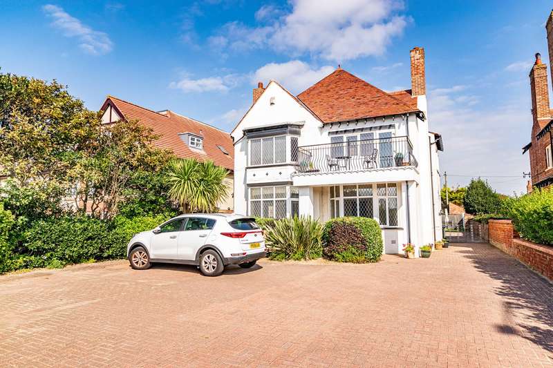 Properties for Sale in Lytham St. Annes, Beach Road Lytham St. Annes