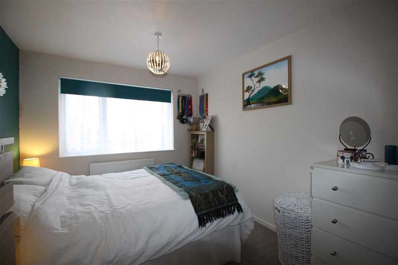 Property for Sale in The Brambles, Keynsham, Keynsham, Bs31