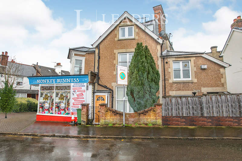 Properties to Rent in Reigate, Woodhatch Reigate Surrey