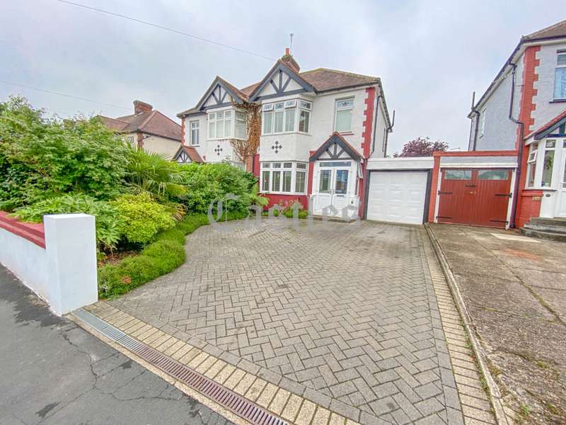 Properties for Sale in Waltham Abbey, Upshire Waltham Abbey Essex