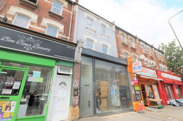 4 Bedrooms Commercial Property for sale in High Street North, London, E12