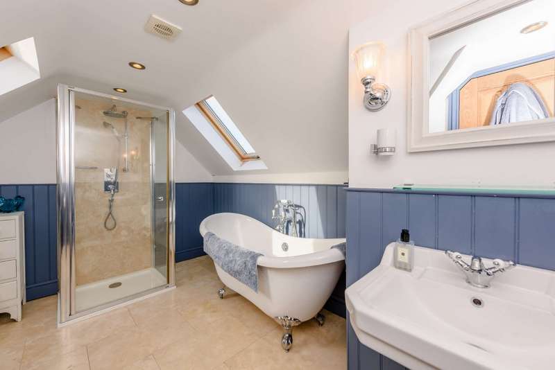 Property for Sale in Wherwell Road, Guildford, Surrey, Gu2