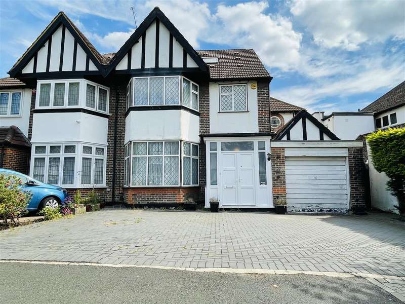 Properties for Sale in Edgware, Ha8