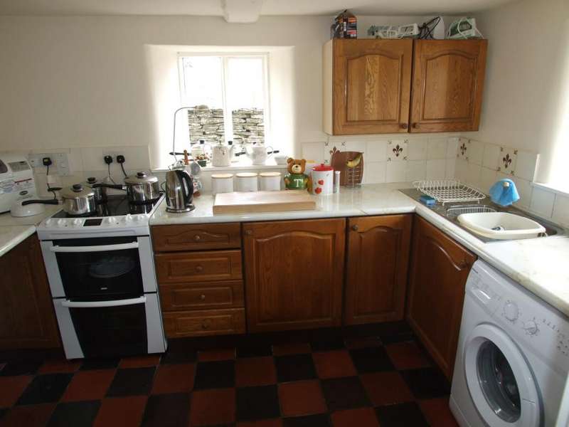 Property for Sale in The Cwm, Cascob, Presteigne, Powys, Ld8