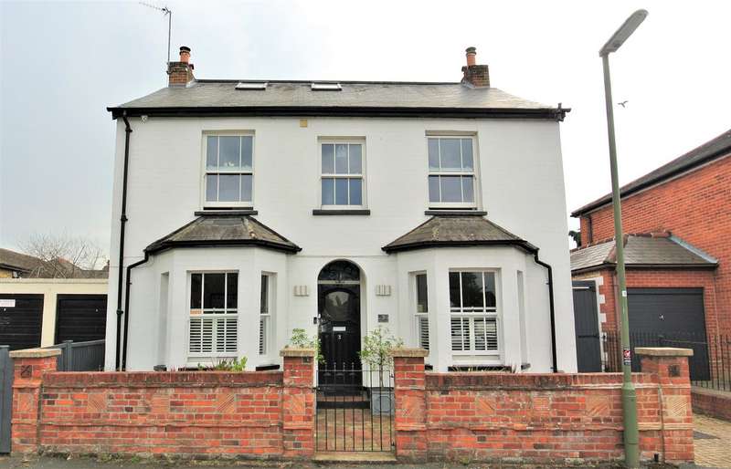 Properties for Sale in Addlestone, Princess Marys Road Addlestone