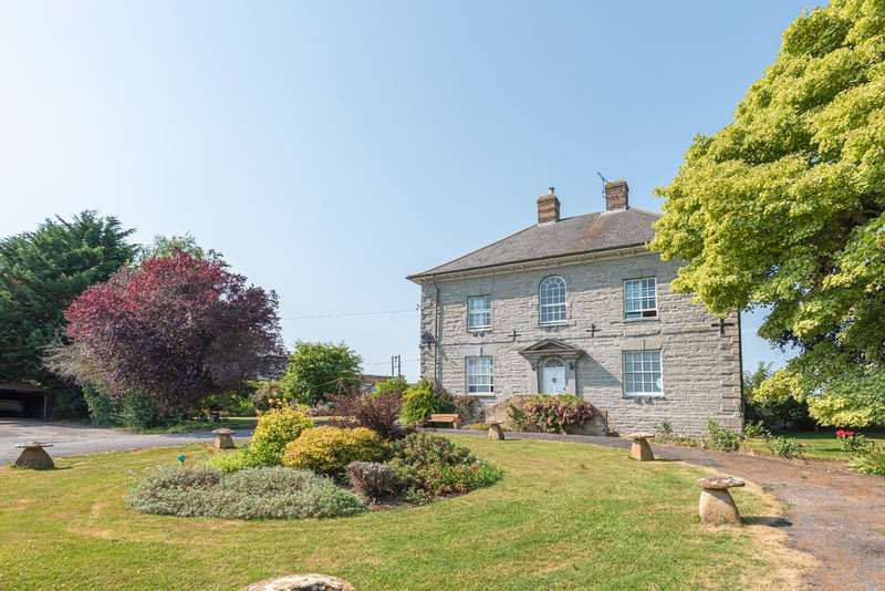 Properties for Sale in Yeovil, Houndstone Camp Yeovil Somerset