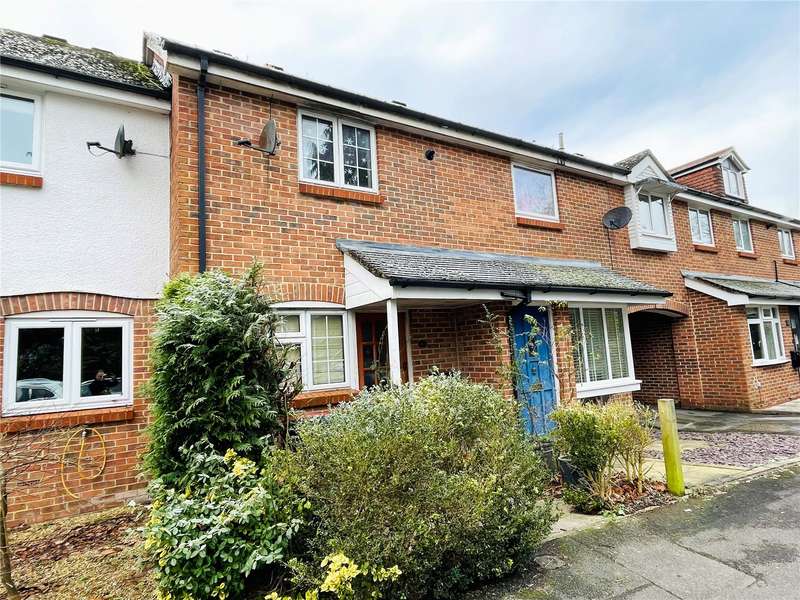 Property for Sale in Oakwood Close, Midhurst, Gu29