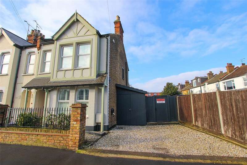 Properties for Sale in Southendonsea, Leighonsea Essex