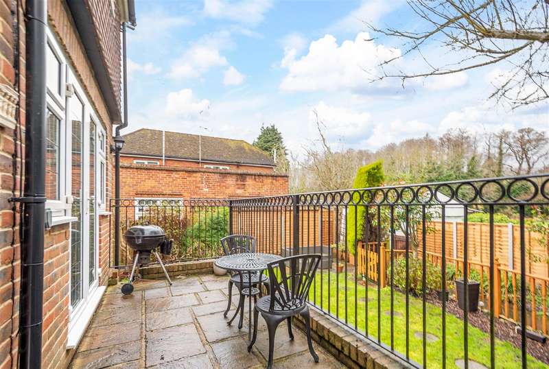 Property for Sale in Main Road, Sundridge, Sevenoaks, Tn14