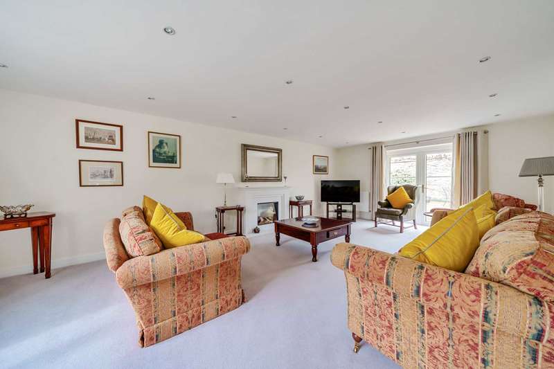 Property for Sale in Main Road, Biddenham, Mk40