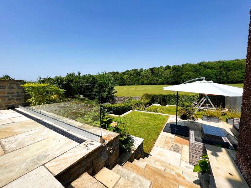 Property for Sale in Newbridge Gardens, Bridgend, Cf31