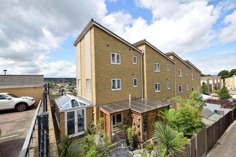 Properties for Sale in Chatham, Ward View Chatham Kent