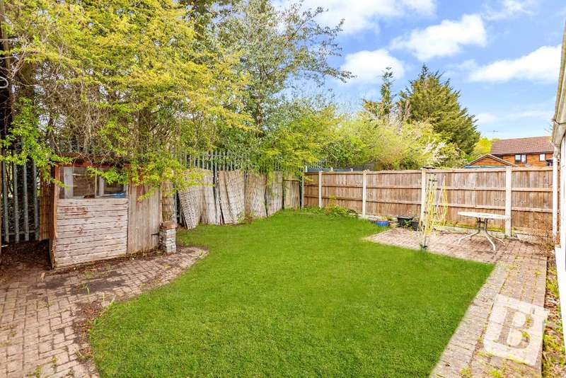 Property for Sale in Stapleford End, Wickford, Essex, Ss11