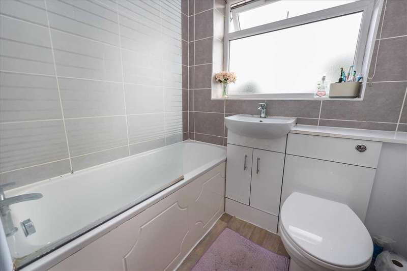 Property for Sale in Lisburn Close, Lincoln, Ln5