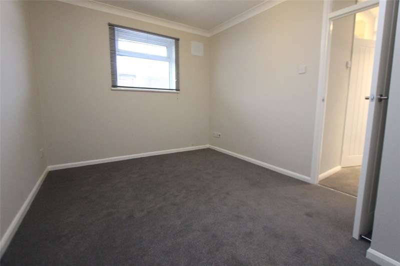Property to rent in Holtynge, Benfleet, Ss7