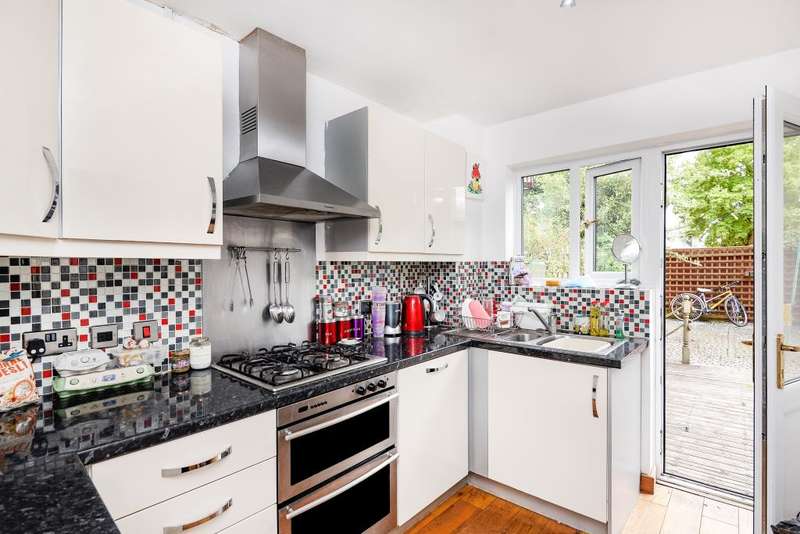 Property to rent in Main Road, Middleton Cheney, Ox17