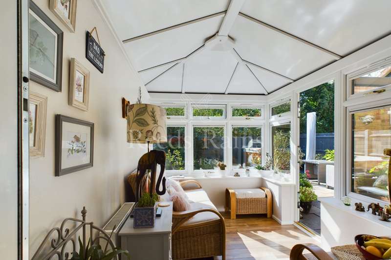 Properties for Sale in Greenhithe Kent