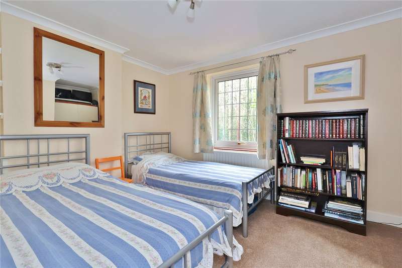 Property for Sale in Cheapside, Horsell, Woking, Surrey, Gu21