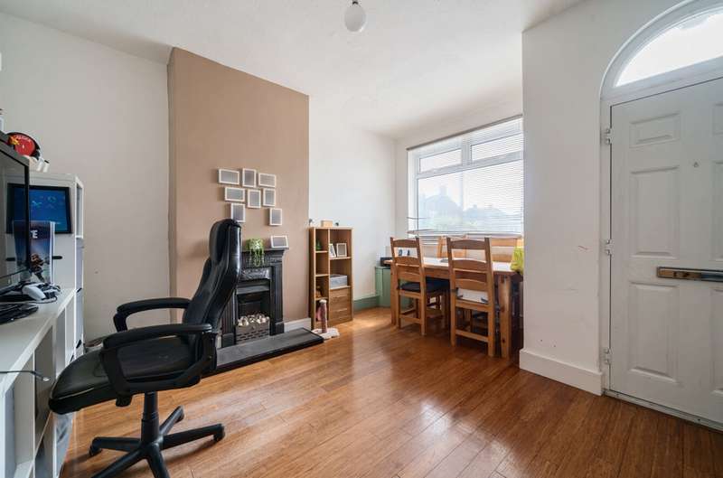 Property for Sale in Middlewich Road, Northwich, Cheshire, Cw9