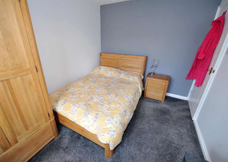 Property to rent in Pipers Court, Irlam, M44
